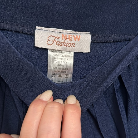 Women’s Navy Blue Skirt - Picture 3 of 3